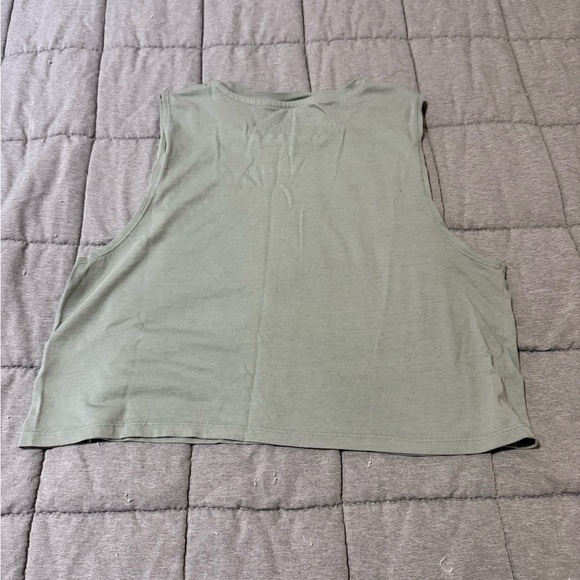 Volcom Tank Top - Picture 2 of 3